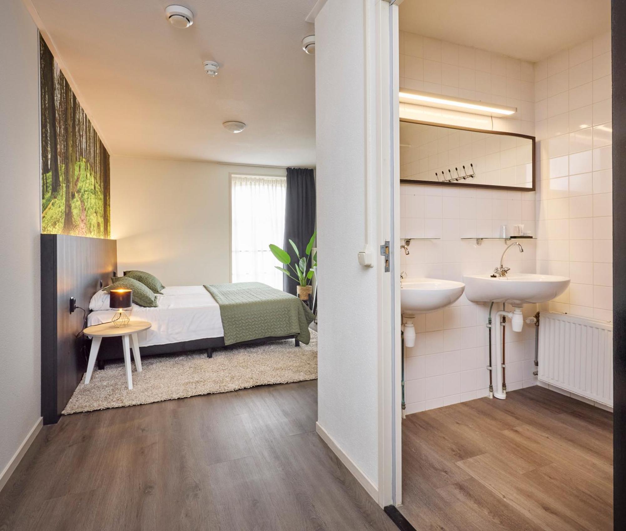 Hotel 'T Gemeentehuis Bedum Eksteriør bilde
